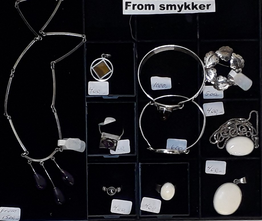 SMYKKER, sølvsmykker gamle antikke købes sælges